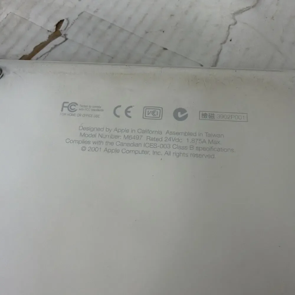 Vintage Apple iBook M6497 Laptop 2001 Untested For Parts Or Repair
